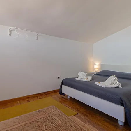 Spazioscena - Talia Apartament Castelbuono (Sicily)
